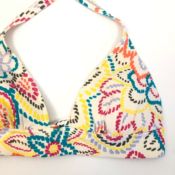 Victoria’s Secret Halter Bikini Top Medium - Picture 2 of 7
